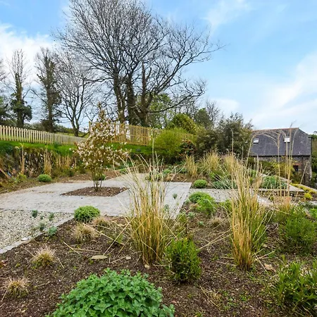 5 Bed In Looe 86136 * Saint Martin (Looe)