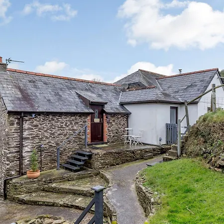 5 Bed In Looe 86136 * Saint Martin (Looe)