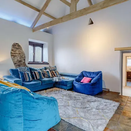 5 Bed In Looe 86136 Holiday home Saint Martin (Looe)